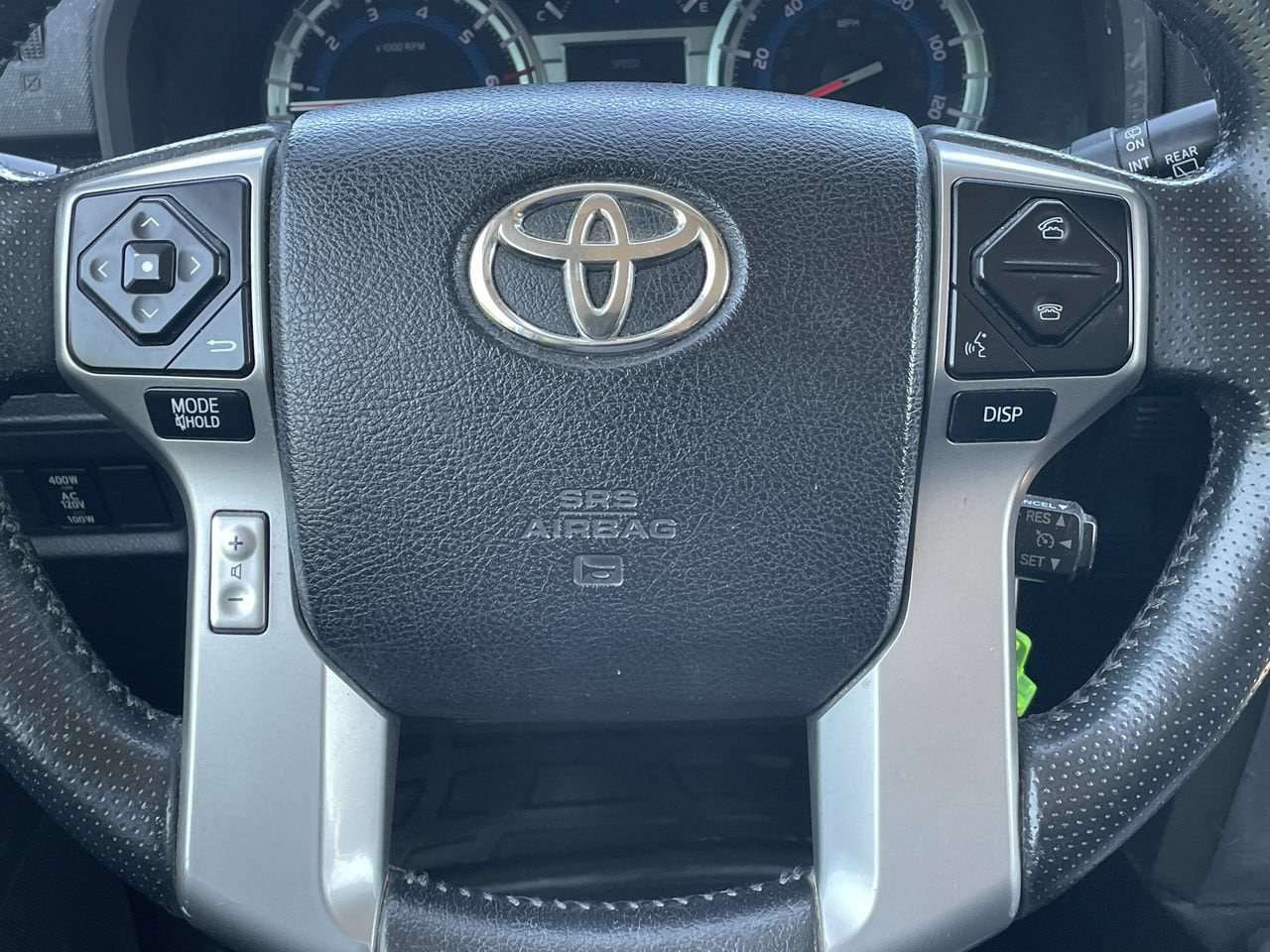 Thumbnail: 2014 Toyota 4Runner - 10