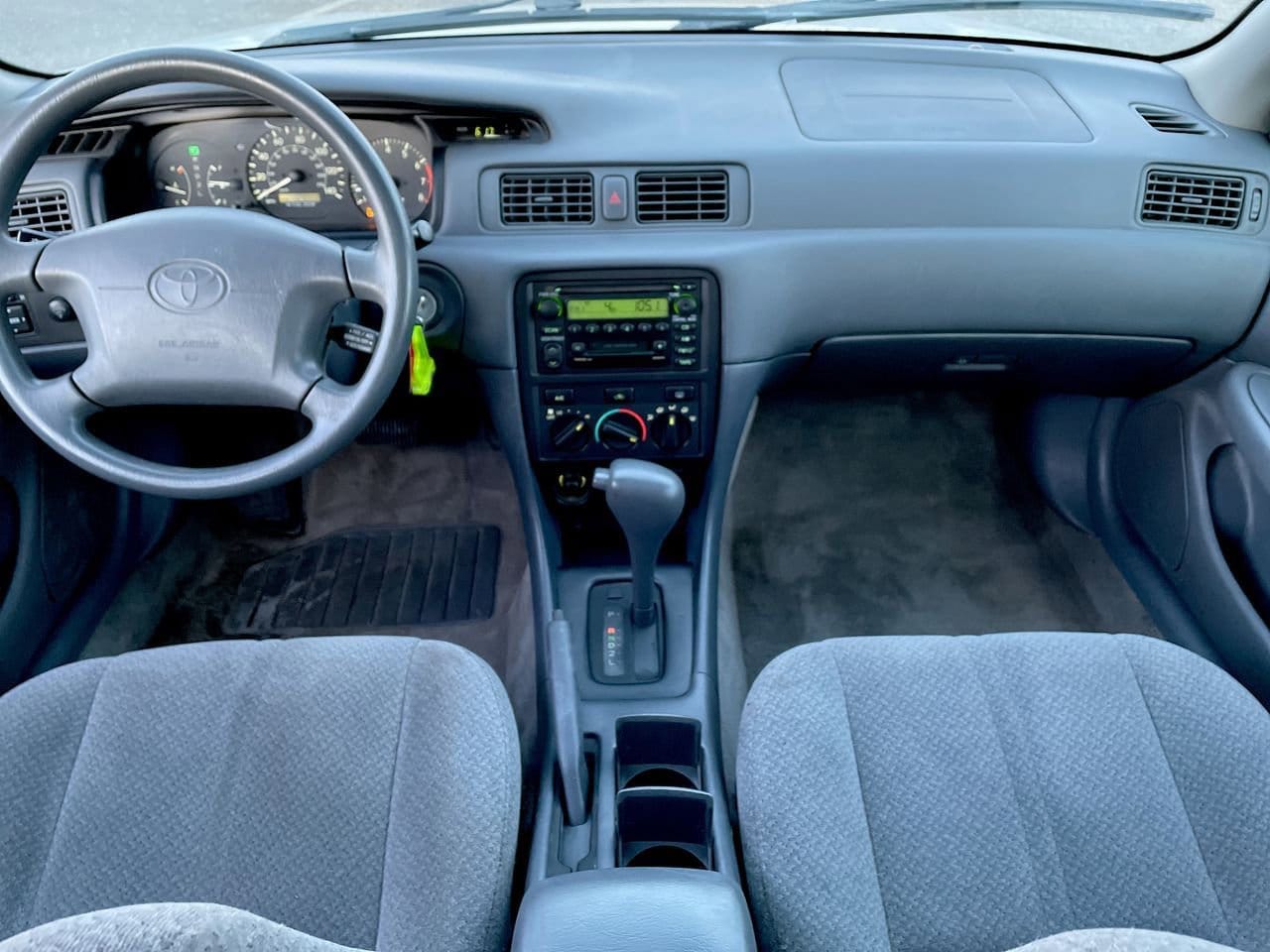 Thumbnail: 2001 Toyota Camry - 20