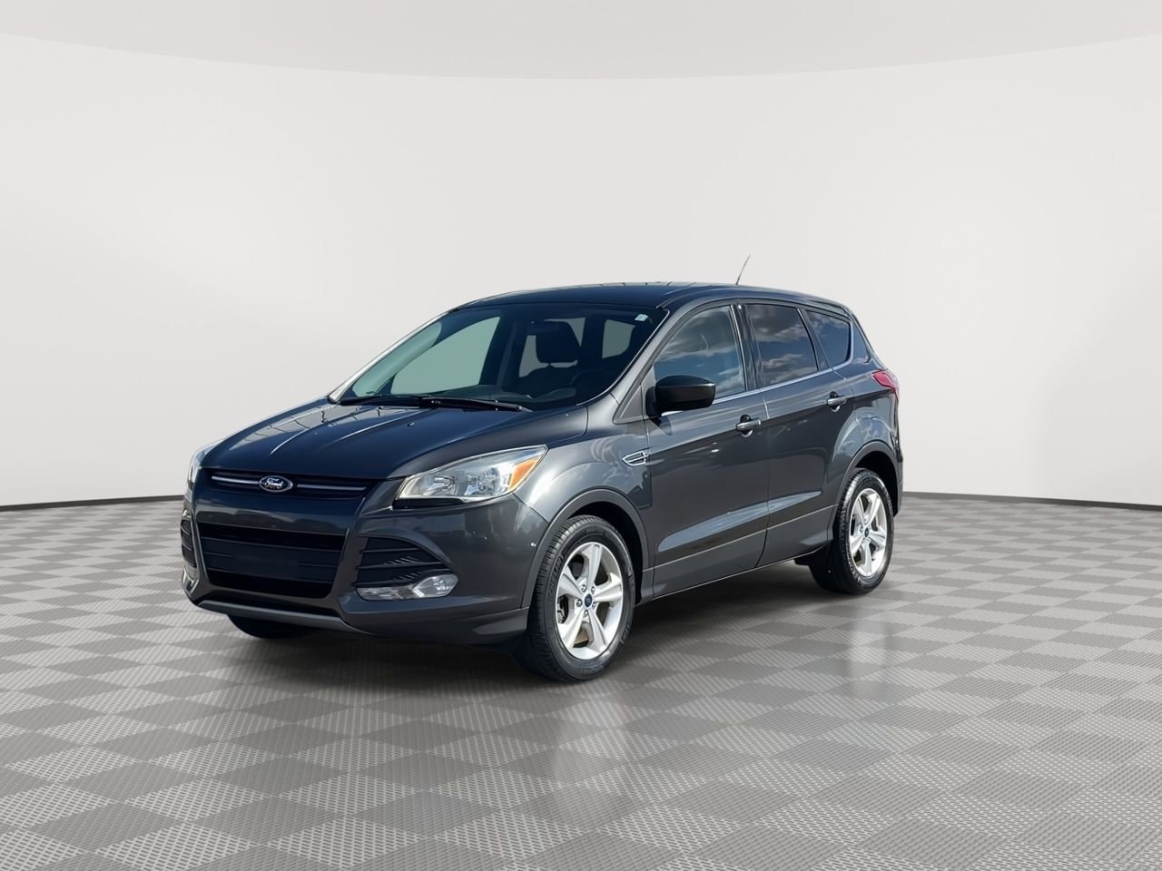 Thumbnail: 2016 Ford Escape - 4