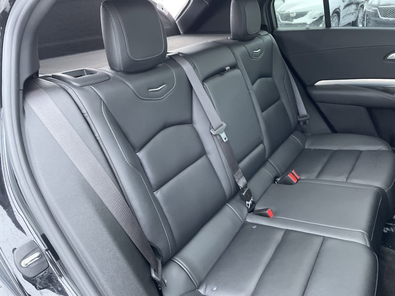 Thumbnail: 2023 Cadillac XT4 - 15