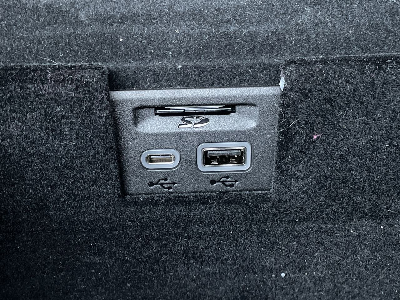 Thumbnail: 2023 Cadillac XT5 - 27