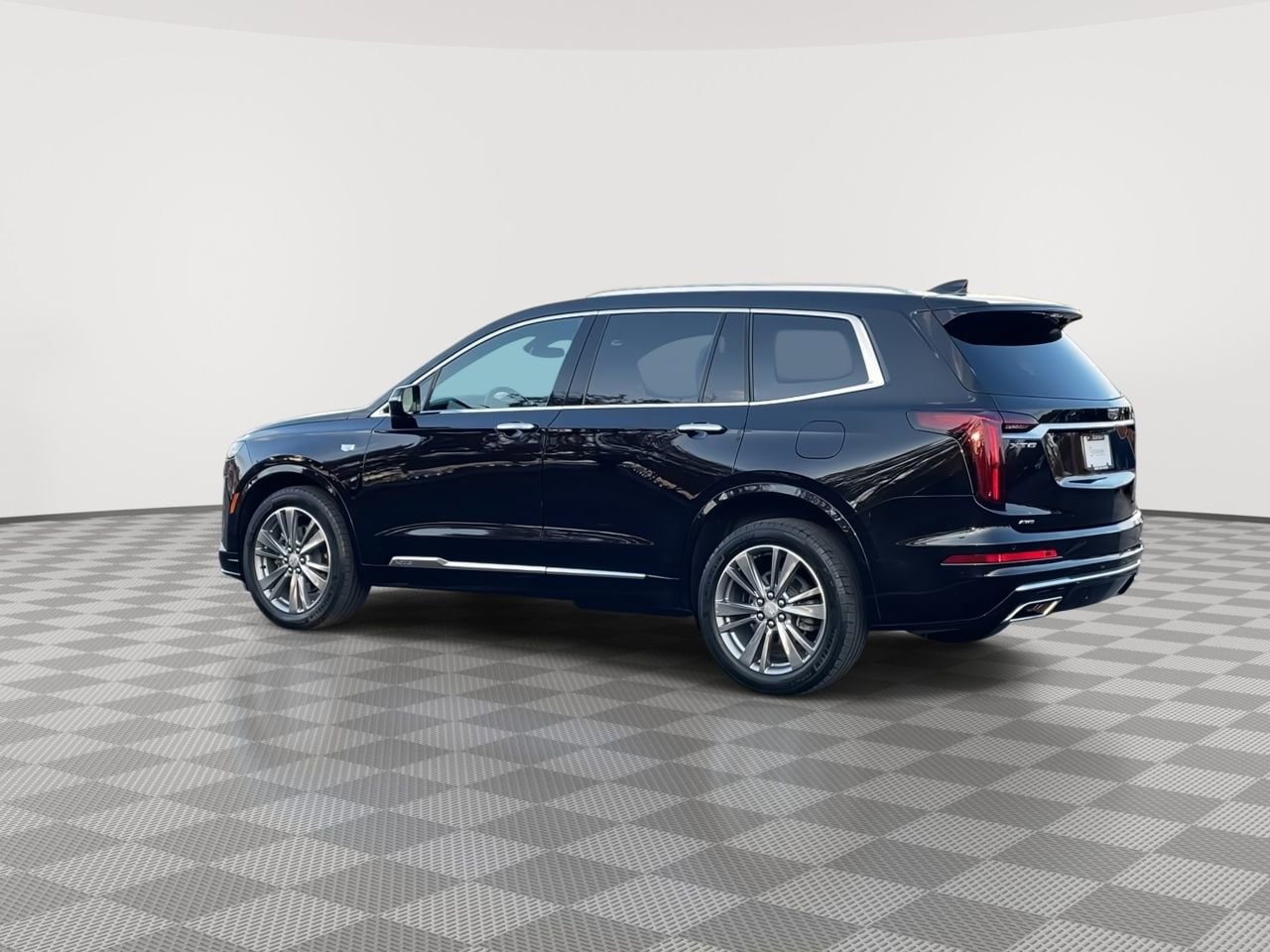 Thumbnail: 2022 Cadillac XT6 - 6