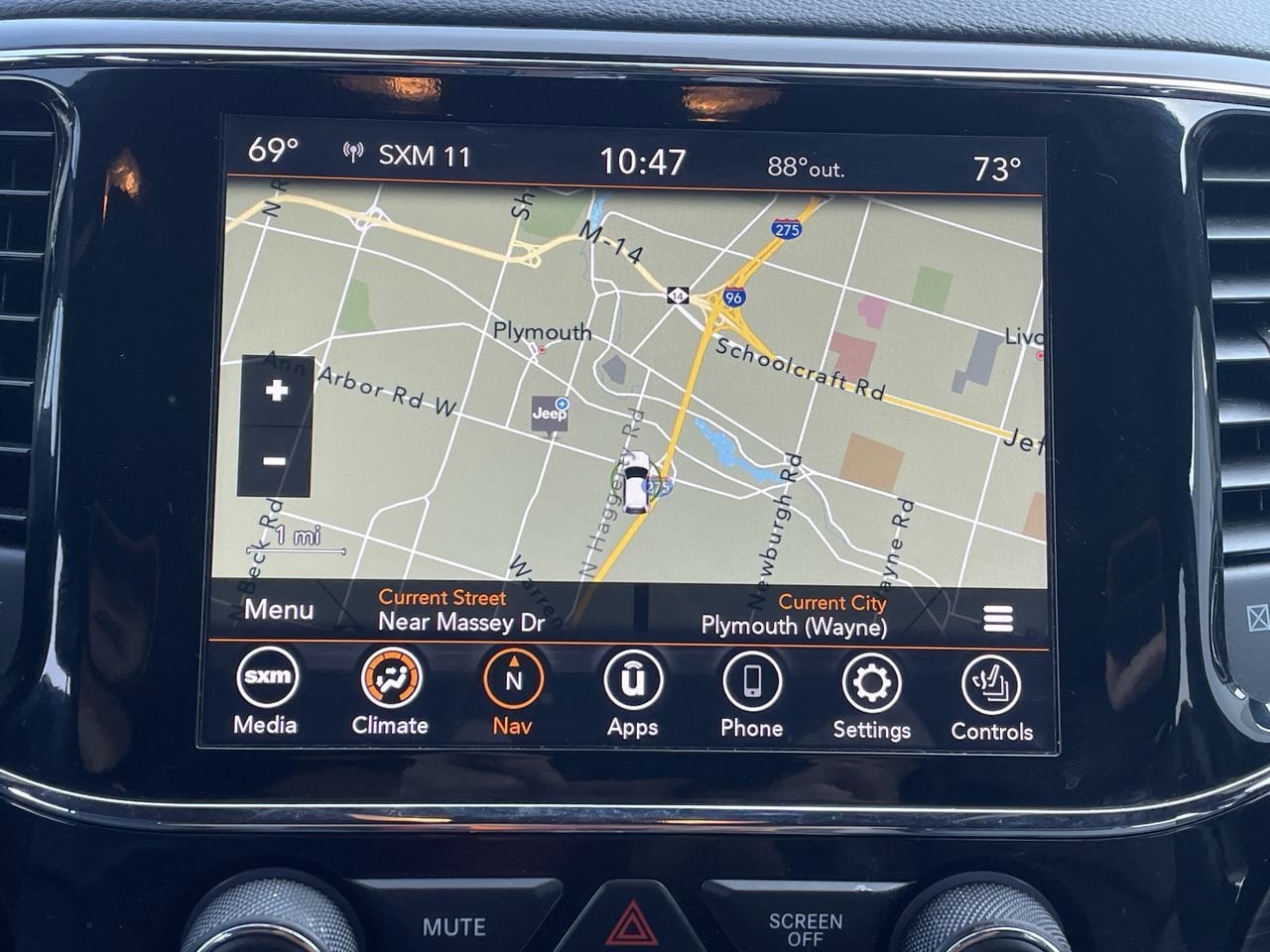 Thumbnail: 2019 Jeep Grand Cherokee - 21
