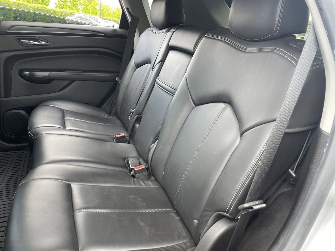 Thumbnail: 2015 Cadillac SRX - 18