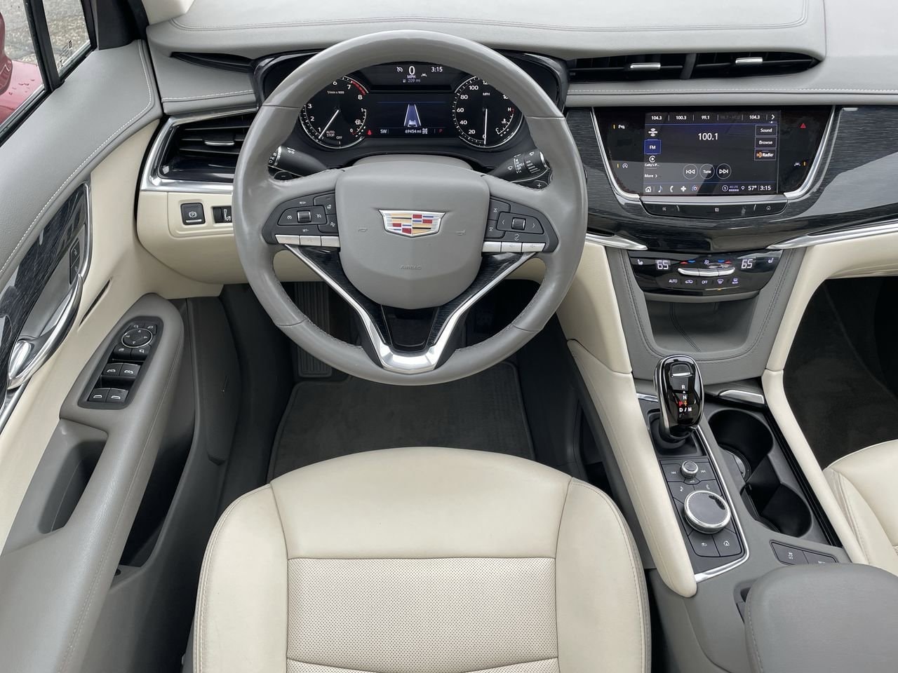 Thumbnail: 2021 Cadillac XT6 - 11