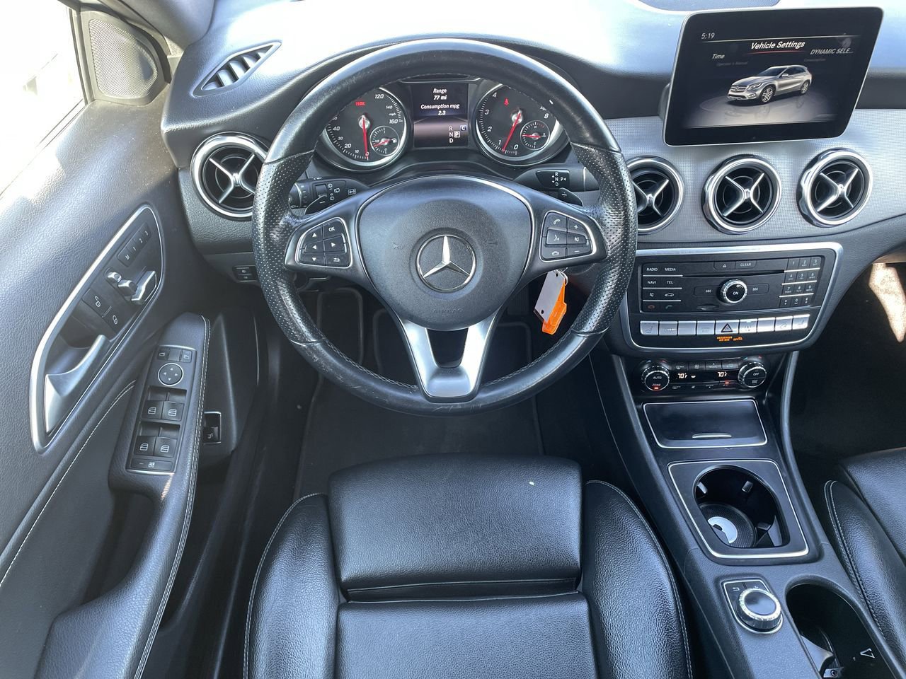 Thumbnail: 2020 Mercedes-Benz GLA - 11