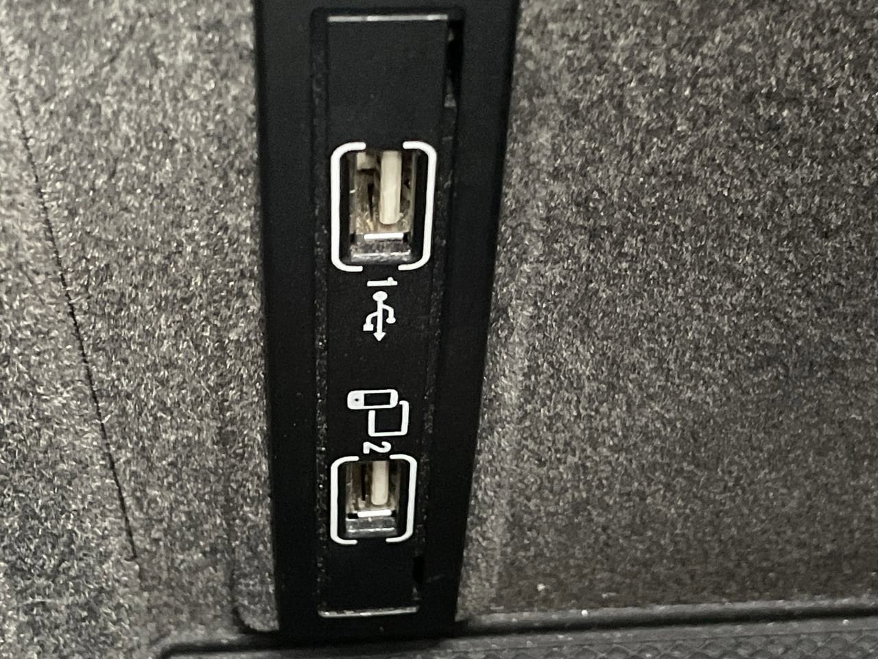 Thumbnail: 2019 Mercedes-Benz GLS - 28