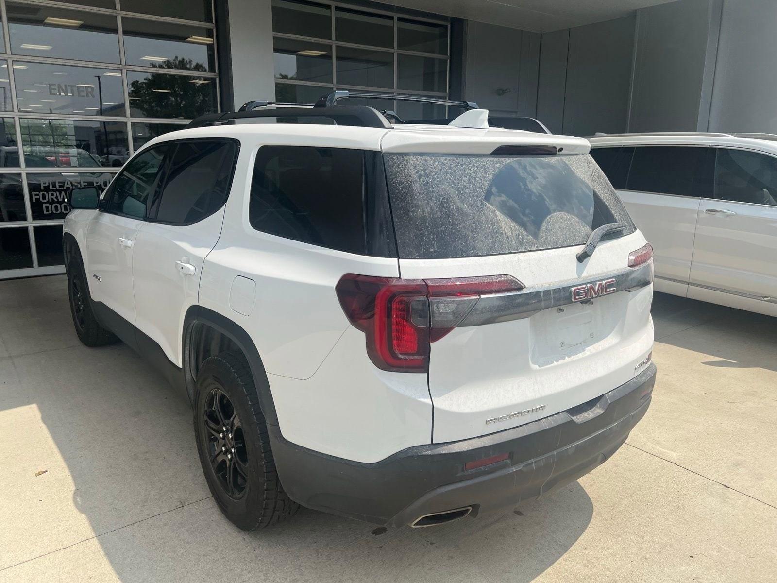 Thumbnail: 2023 GMC Acadia - 2