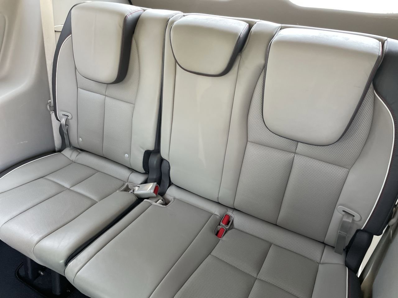 Thumbnail: 2016 Kia Sedona - 19