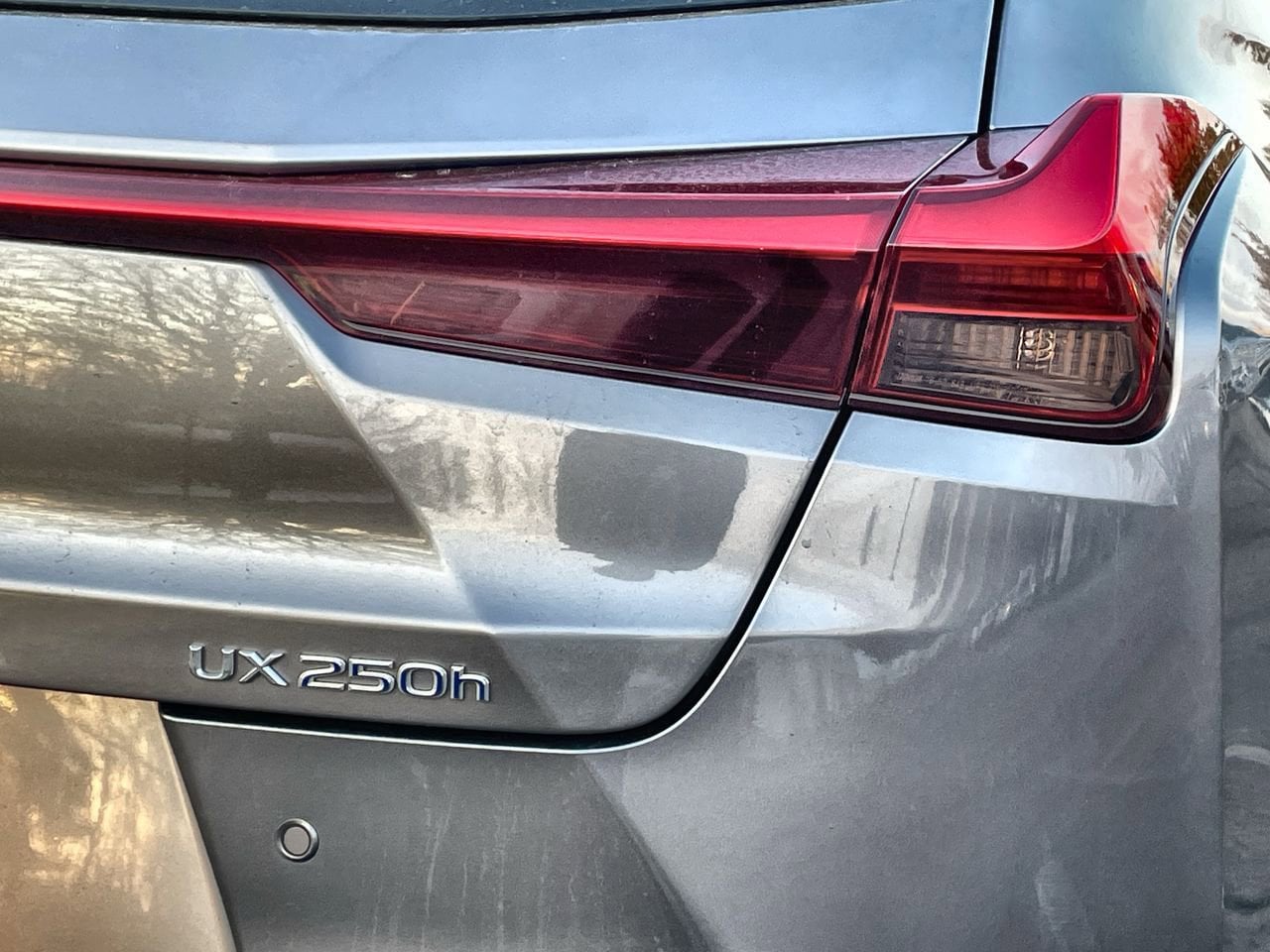 Thumbnail: 2020 Lexus UX - 39