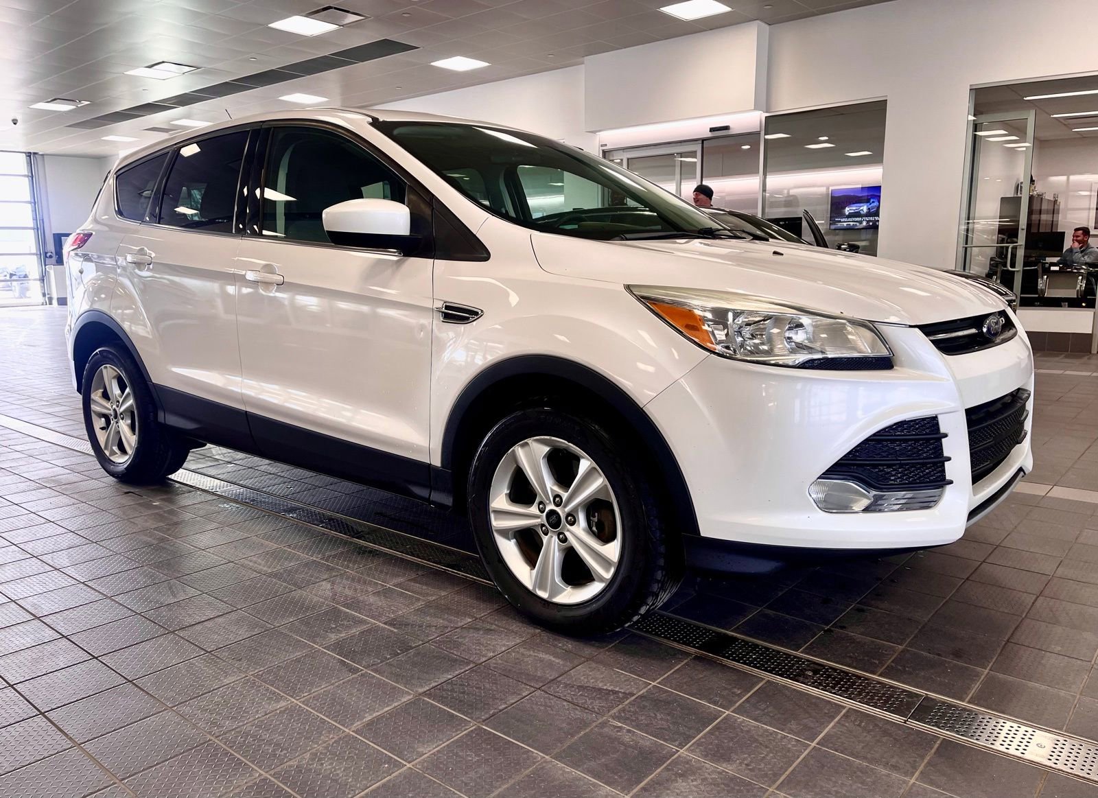 Thumbnail: 2016 Ford Escape - 2