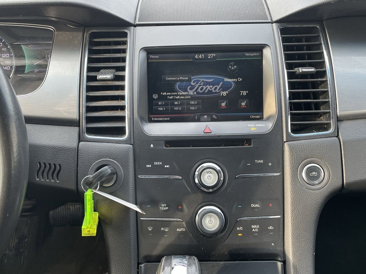 Thumbnail: 2014 Ford Taurus - 13