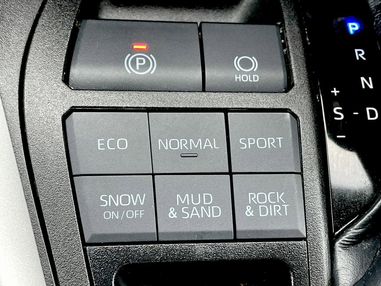 Thumbnail: 2023 Toyota RAV4 - 28