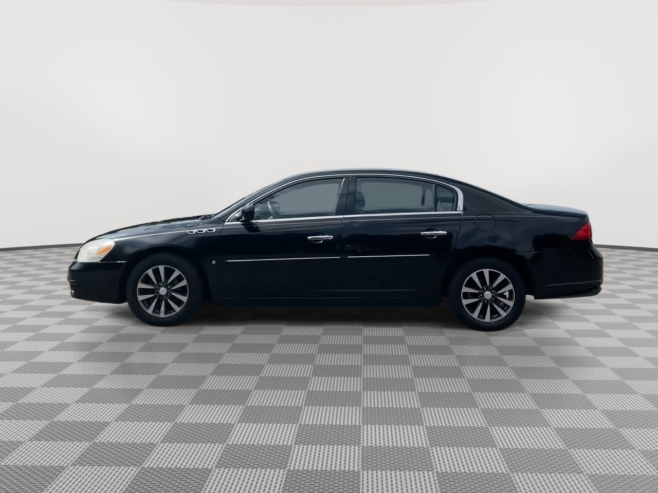 Thumbnail: 2011 Buick Lucerne - 5