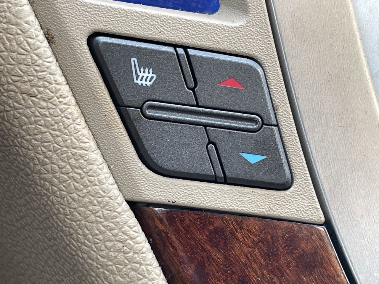 Thumbnail: 2011 Cadillac CTS - 21