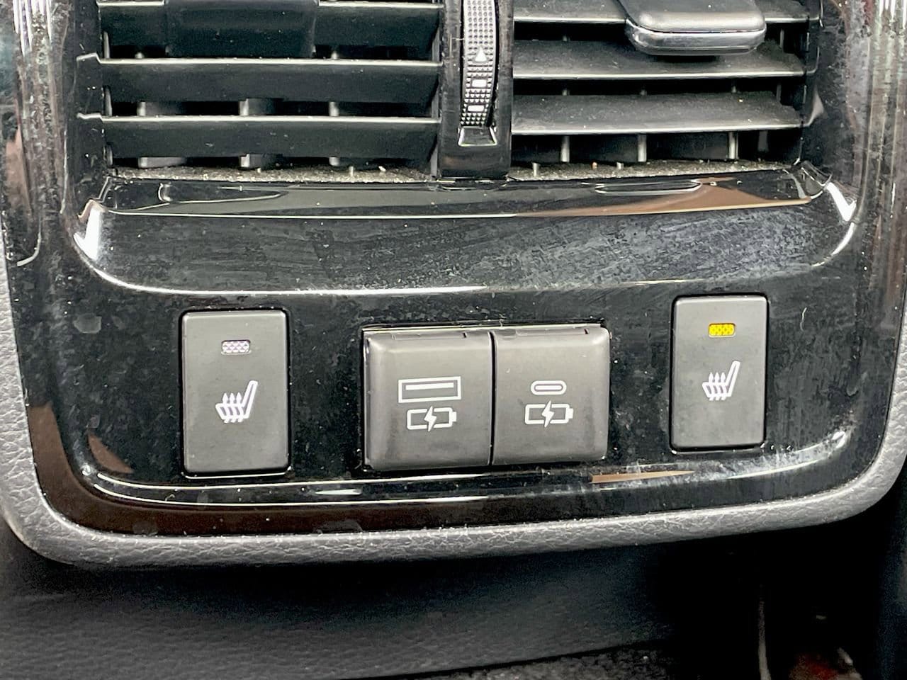 Thumbnail: 2022 Toyota Avalon - 21