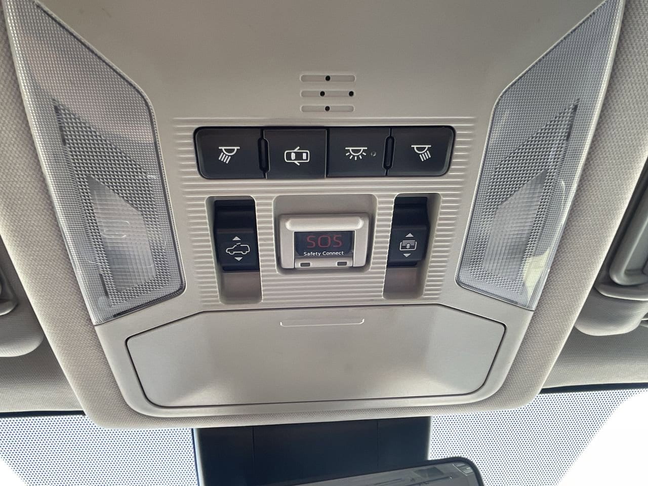 Thumbnail: 2019 Toyota RAV4 - 32