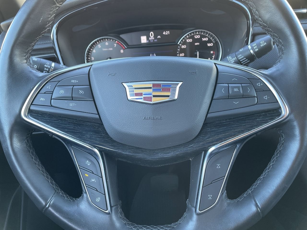 Thumbnail: 2024 Cadillac XT5 - 10