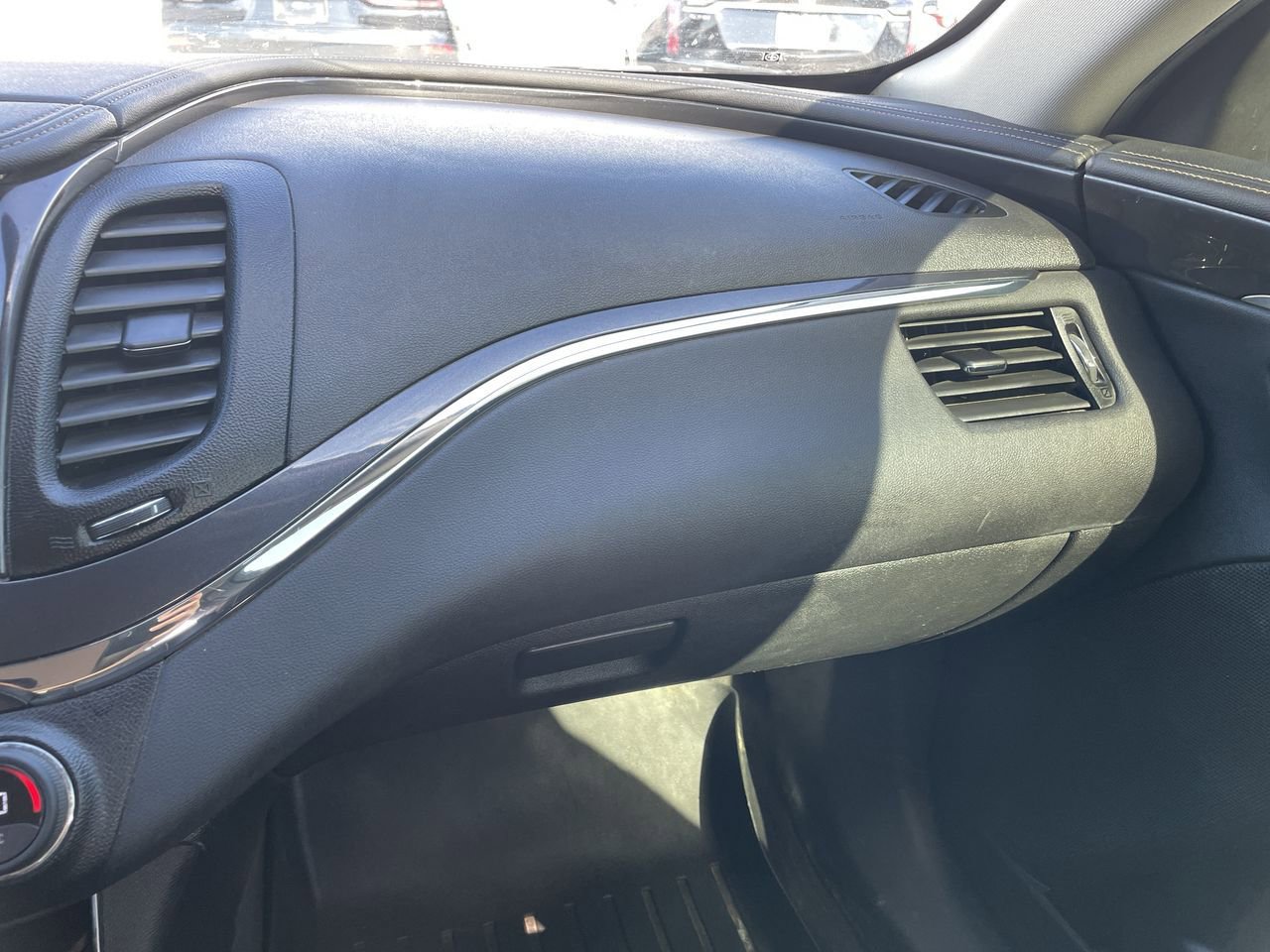Thumbnail: 2014 Chevrolet Impala - 16