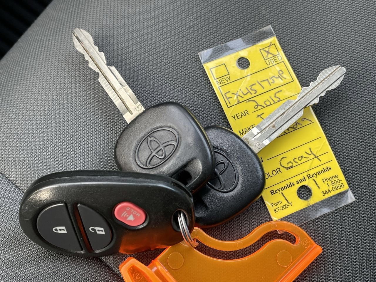 Thumbnail: 2015 Toyota Tundra - 28