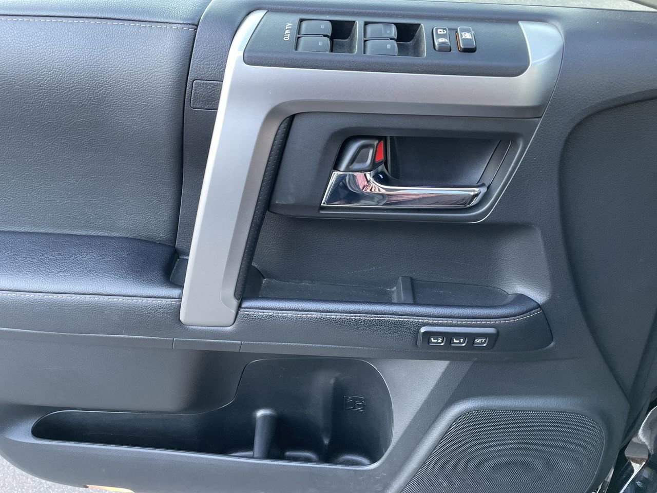 Thumbnail: 2021 Toyota 4Runner - 33