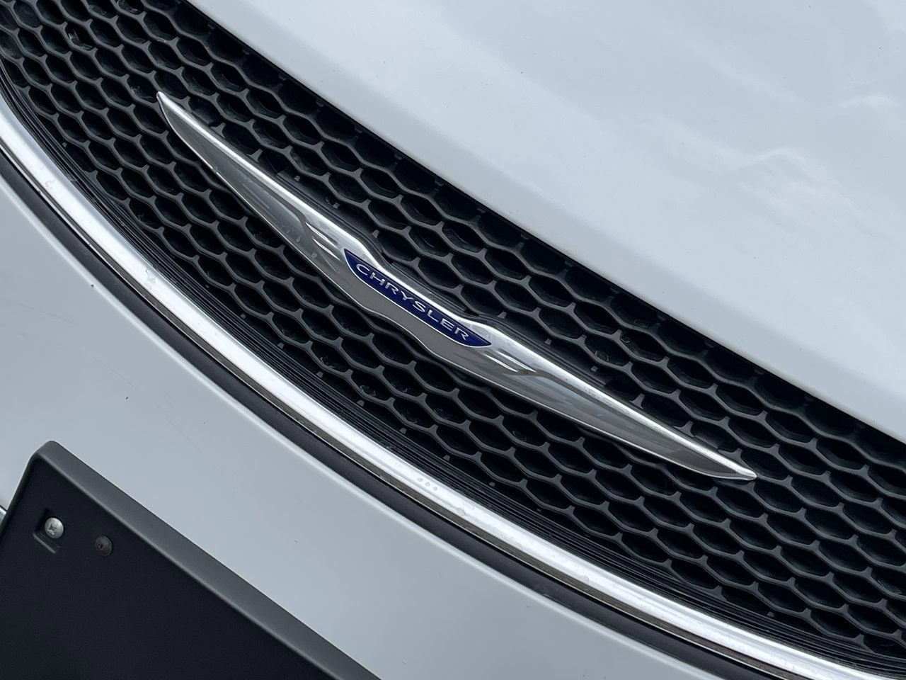 Thumbnail: 2019 Chrysler Pacifica - 35