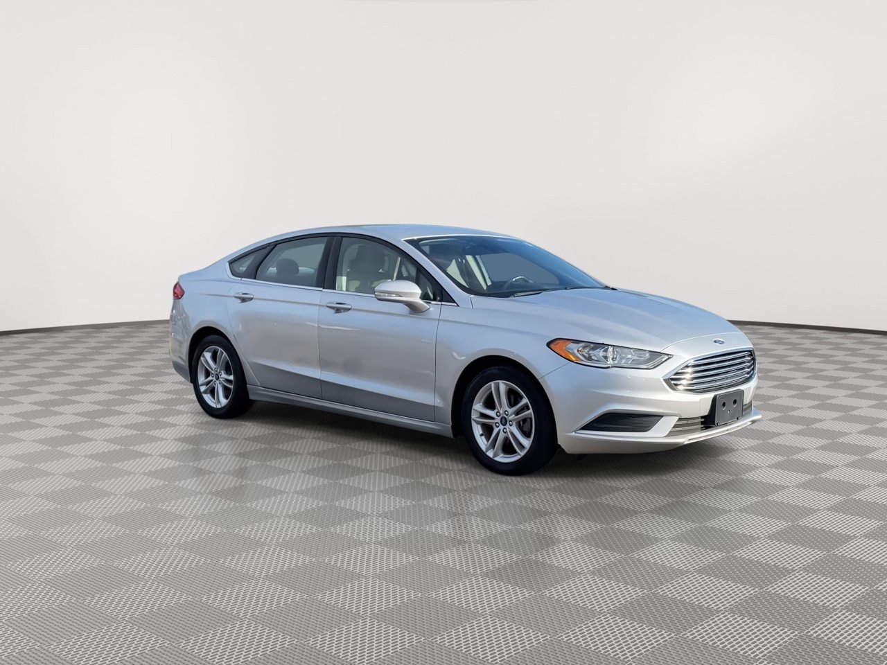 Used 2018 Ford Fusion SE with VIN 3FA6P0HD4JR271664 for sale in Plymouth, MI