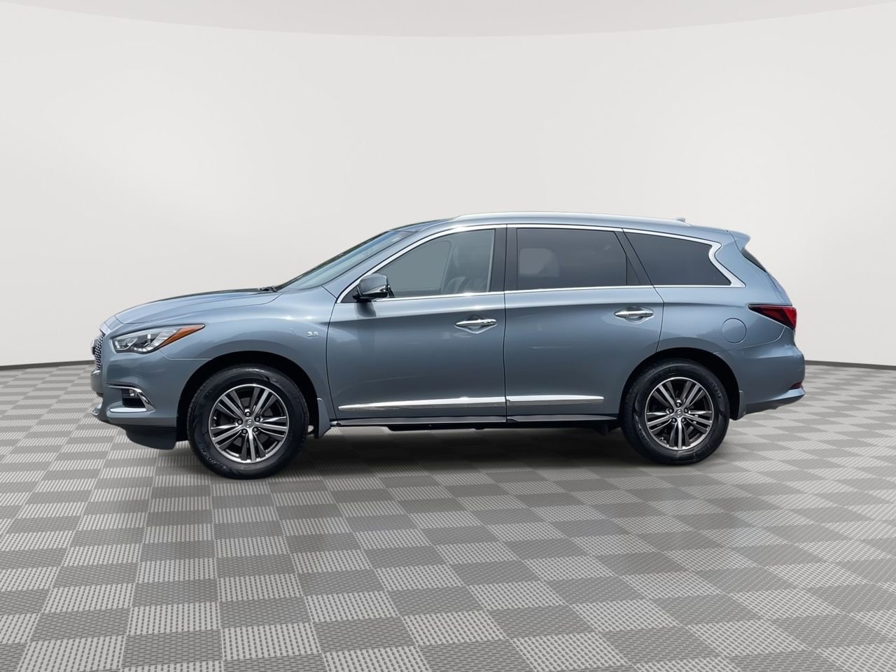 Thumbnail: 2018 INFINITI QX60 - 5