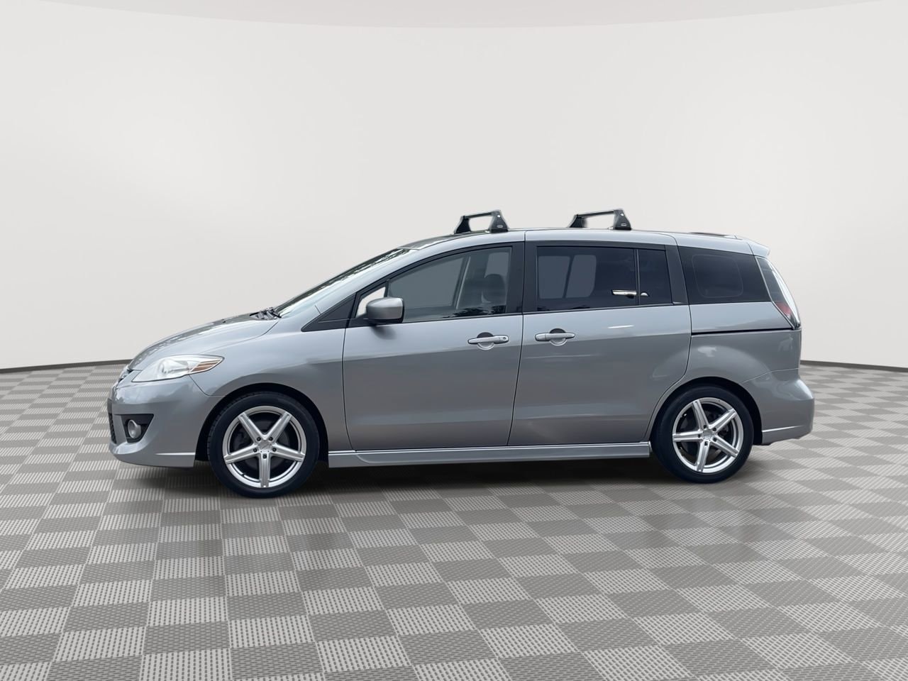 Thumbnail: 2010 Mazda Mazda5 - 5