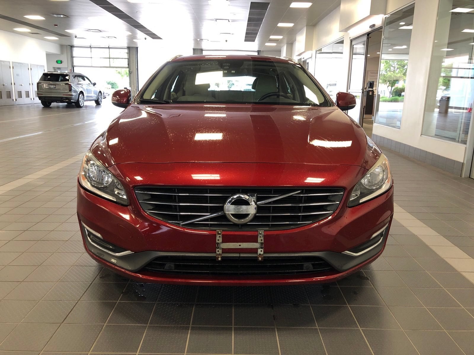 Thumbnail: 2015 Volvo V60 - 2