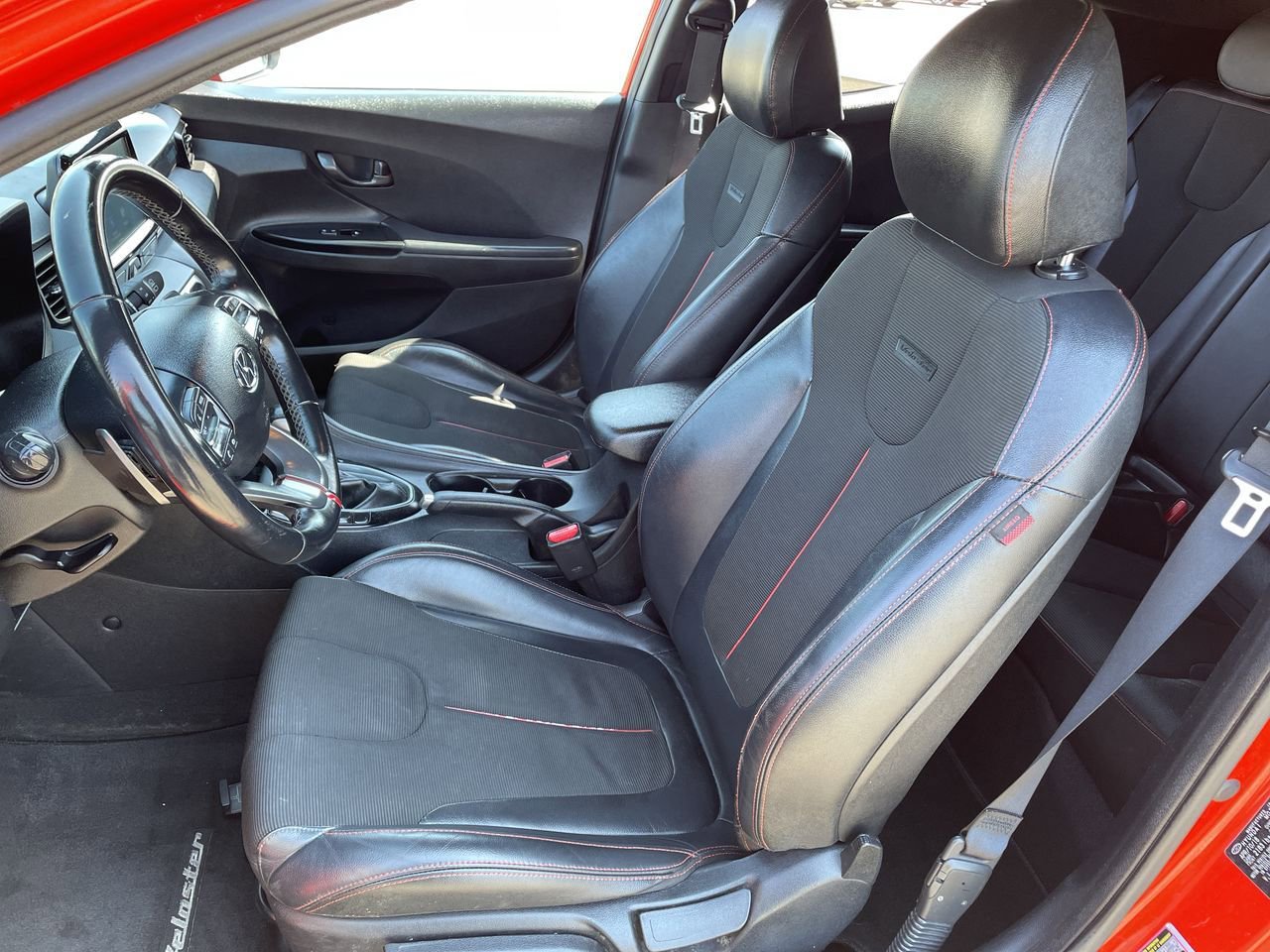 Thumbnail: 2019 Hyundai Veloster - 12