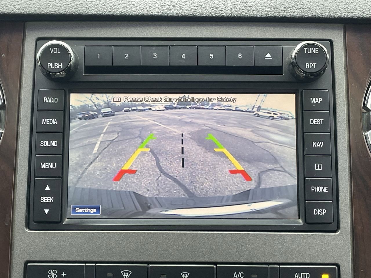 Thumbnail: 2011 Ford Econoline - 26