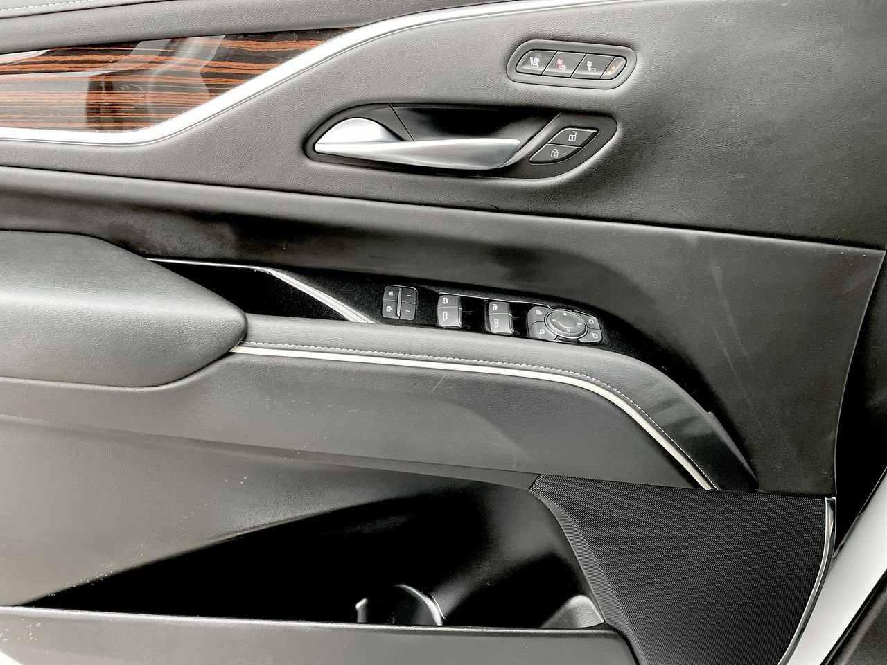 Thumbnail: 2023 Cadillac Escalade - 38