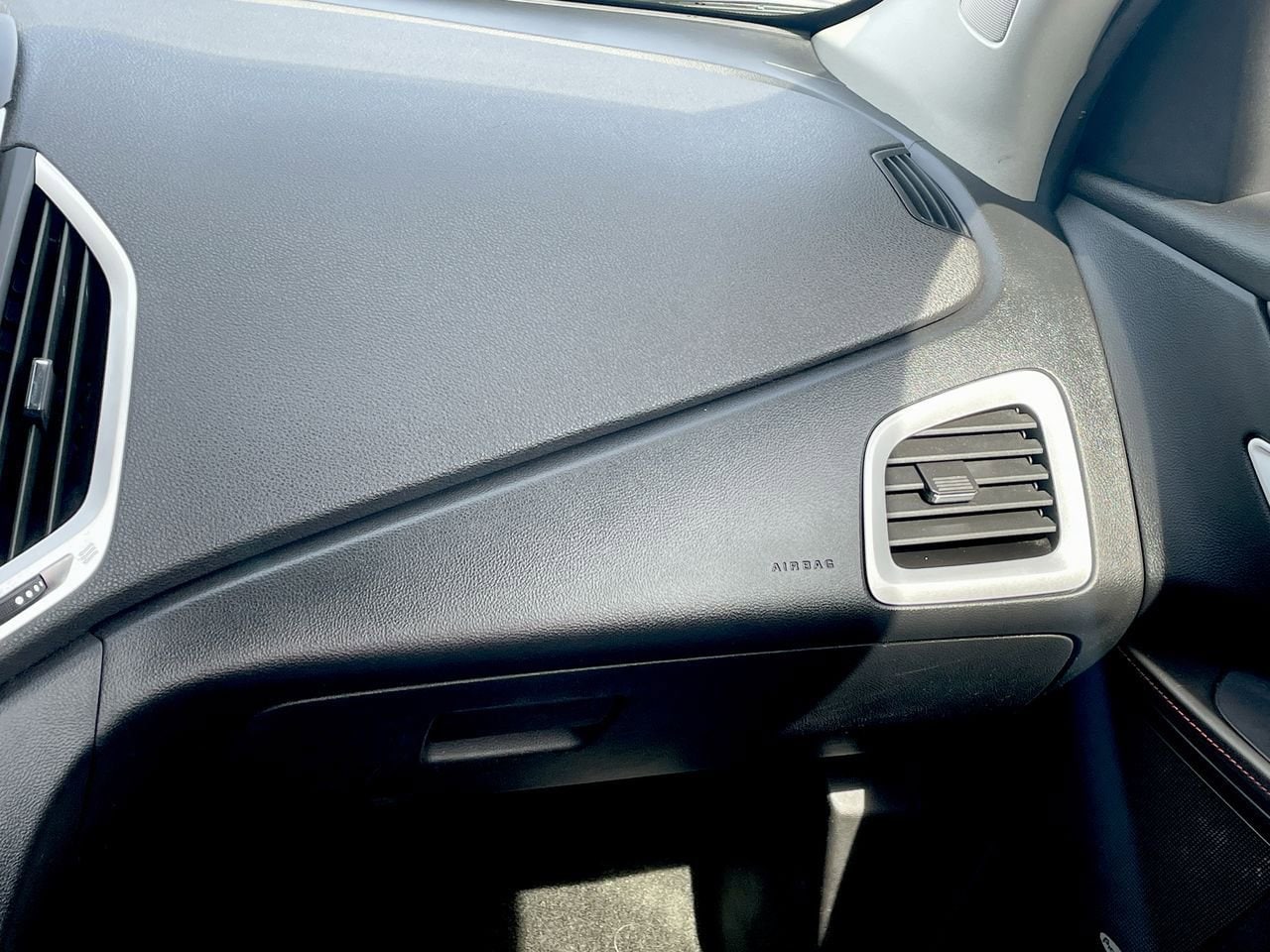 Thumbnail: 2015 GMC Terrain - 16