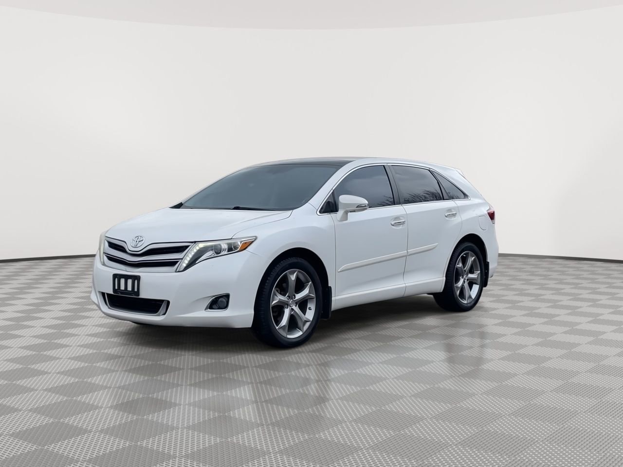 Thumbnail: 2013 Toyota Venza - 4