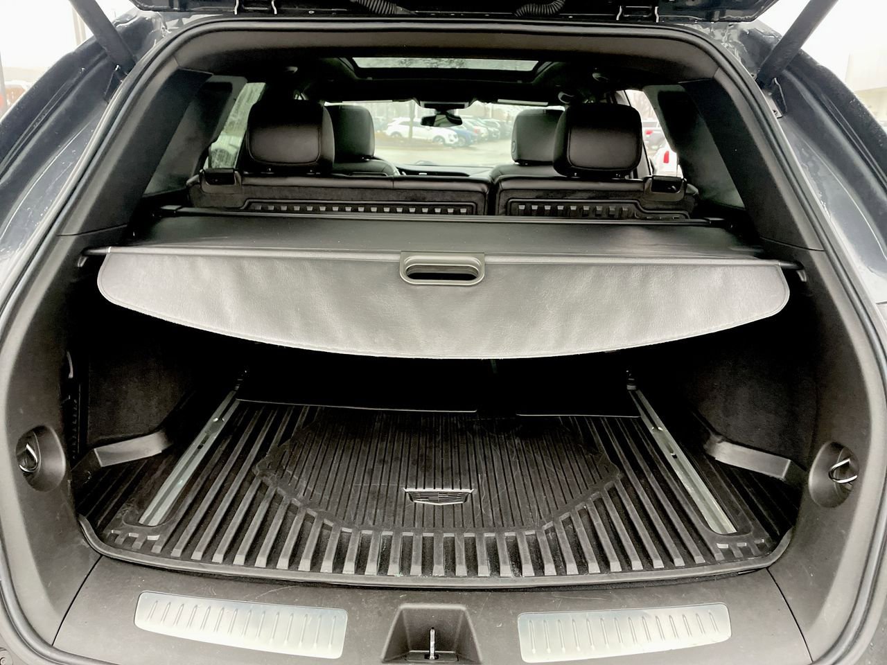 Thumbnail: 2022 Cadillac XT5 - 17