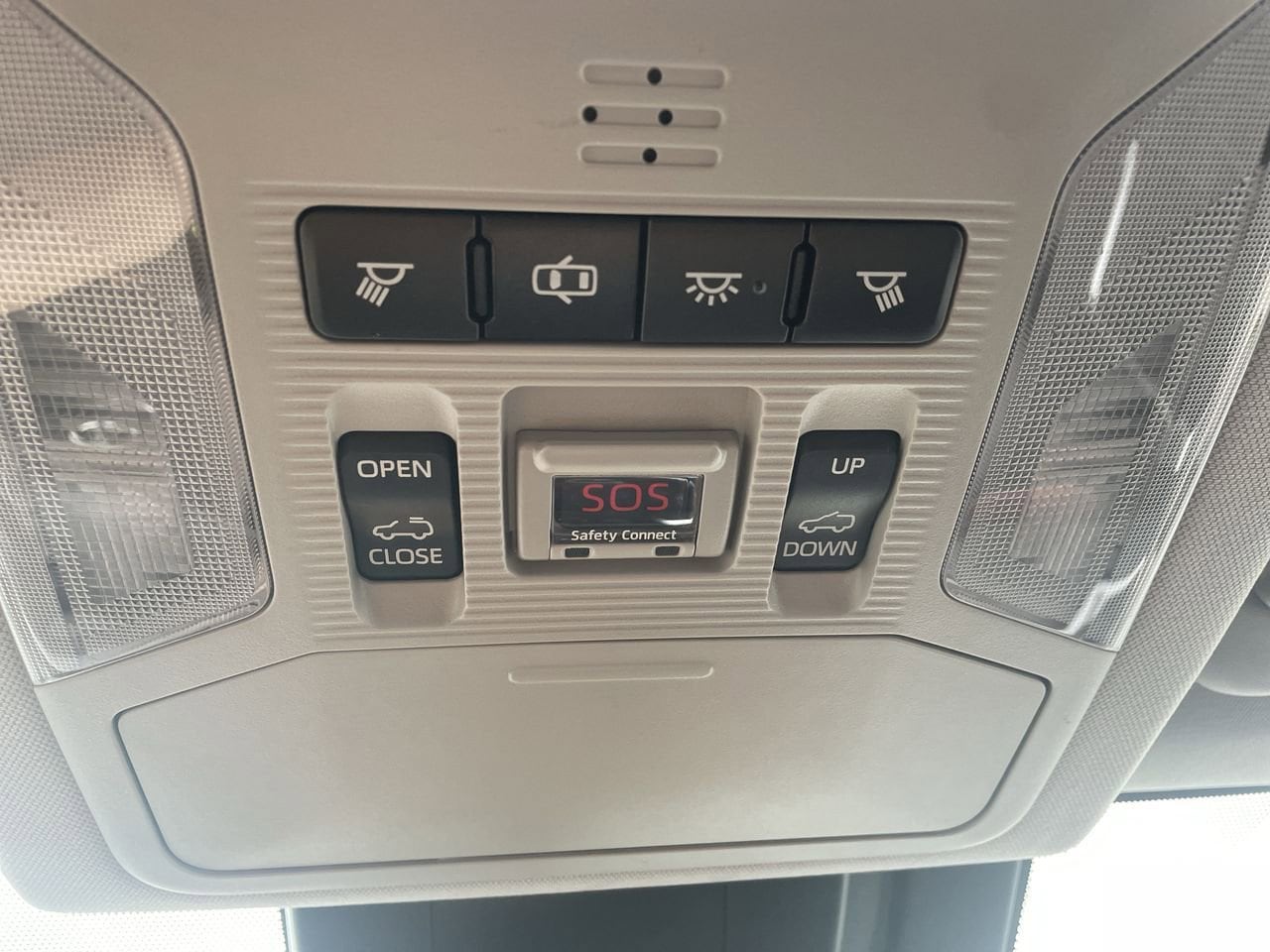 Thumbnail: 2019 Toyota RAV4 - 31
