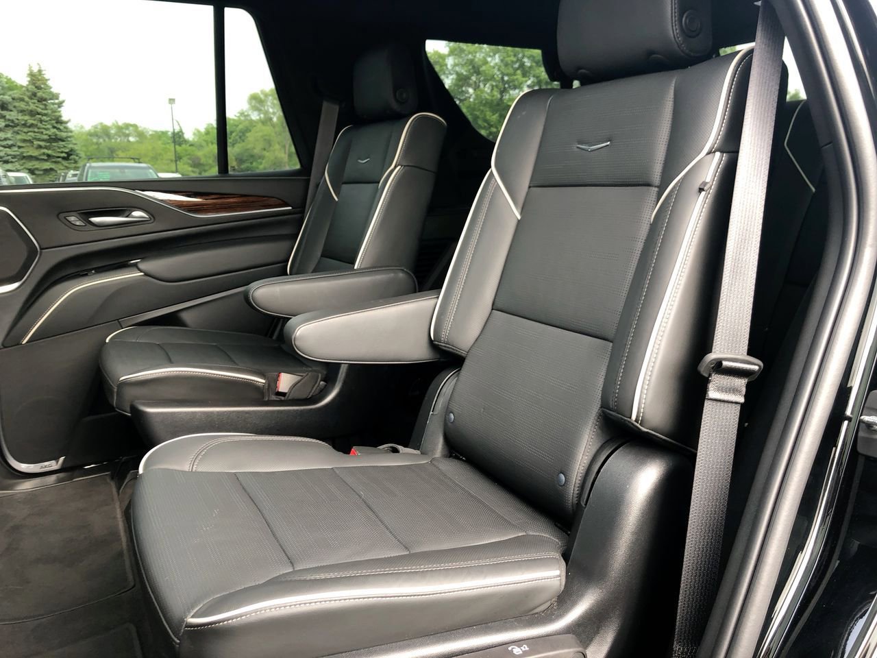 Thumbnail: 2023 Cadillac Escalade - 20