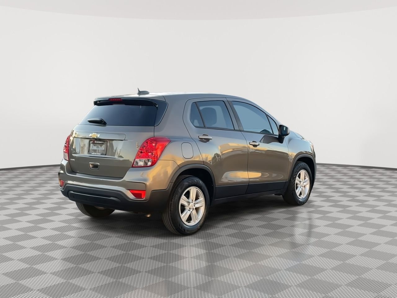 Thumbnail: 2021 Chevrolet Trax - 8
