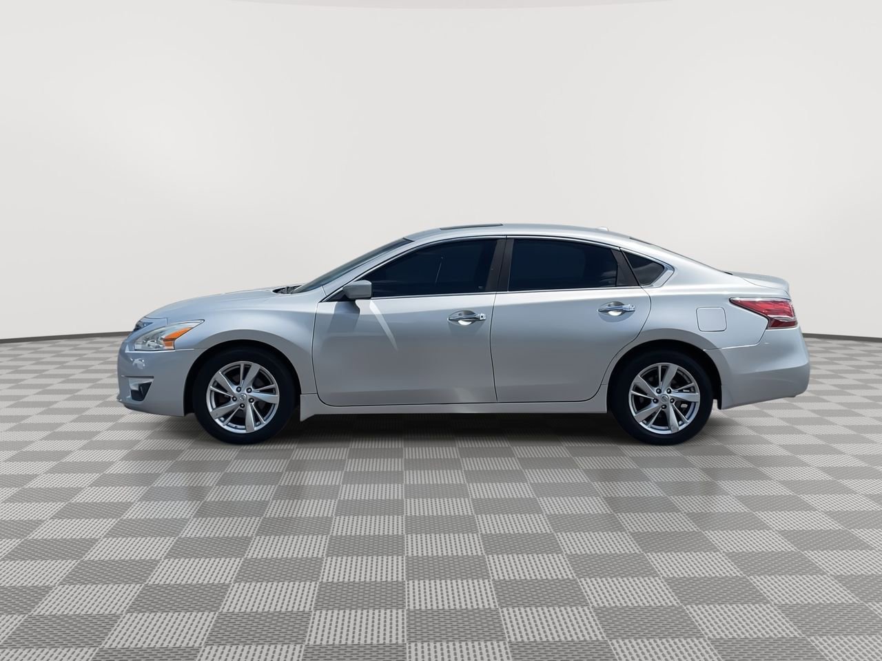 Thumbnail: 2014 Nissan Altima - 5