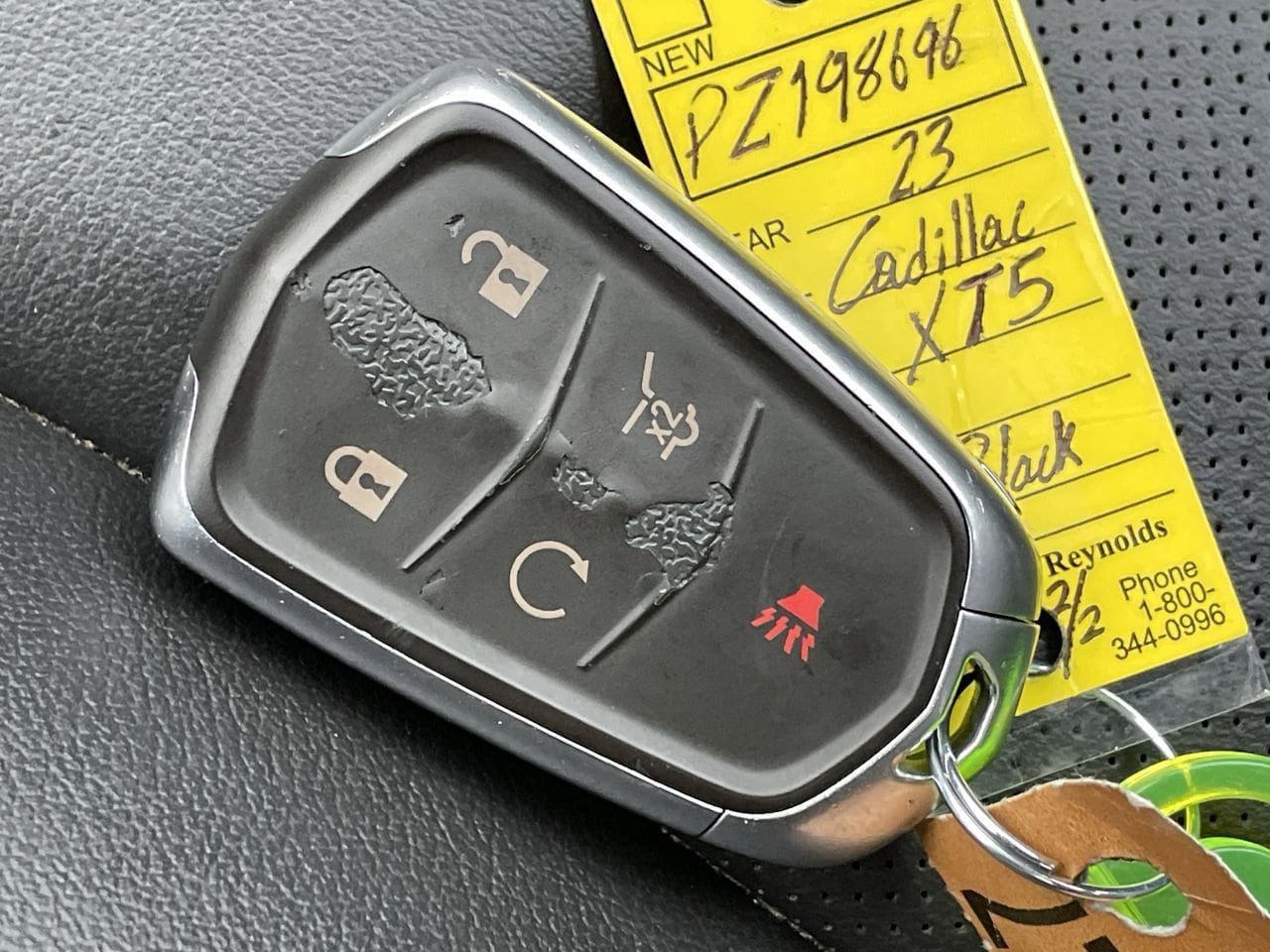 Thumbnail: 2023 Cadillac XT5 - 33