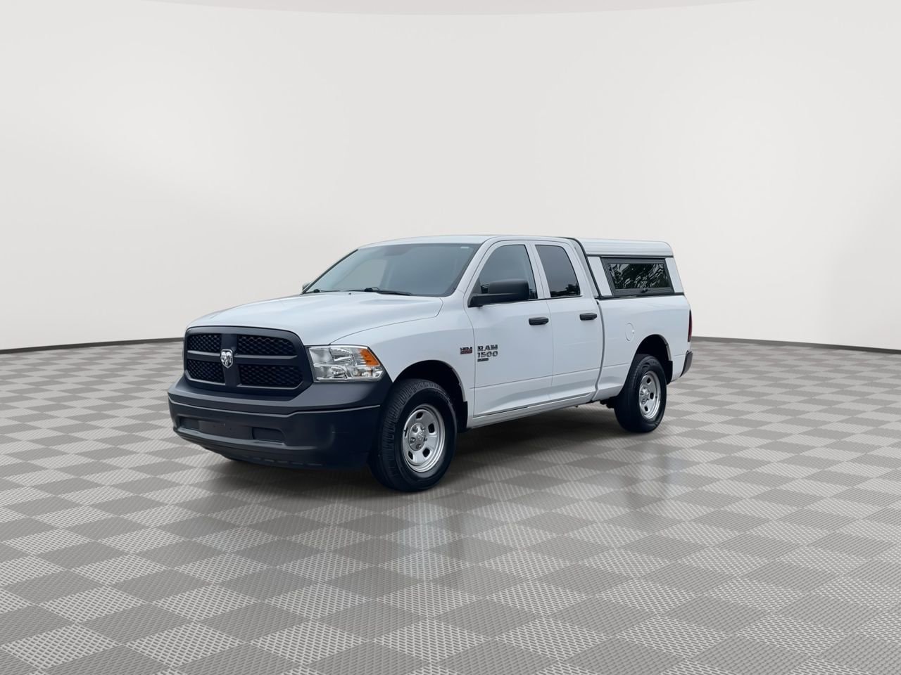 Thumbnail: 2021 RAM 1500 Classic - 4