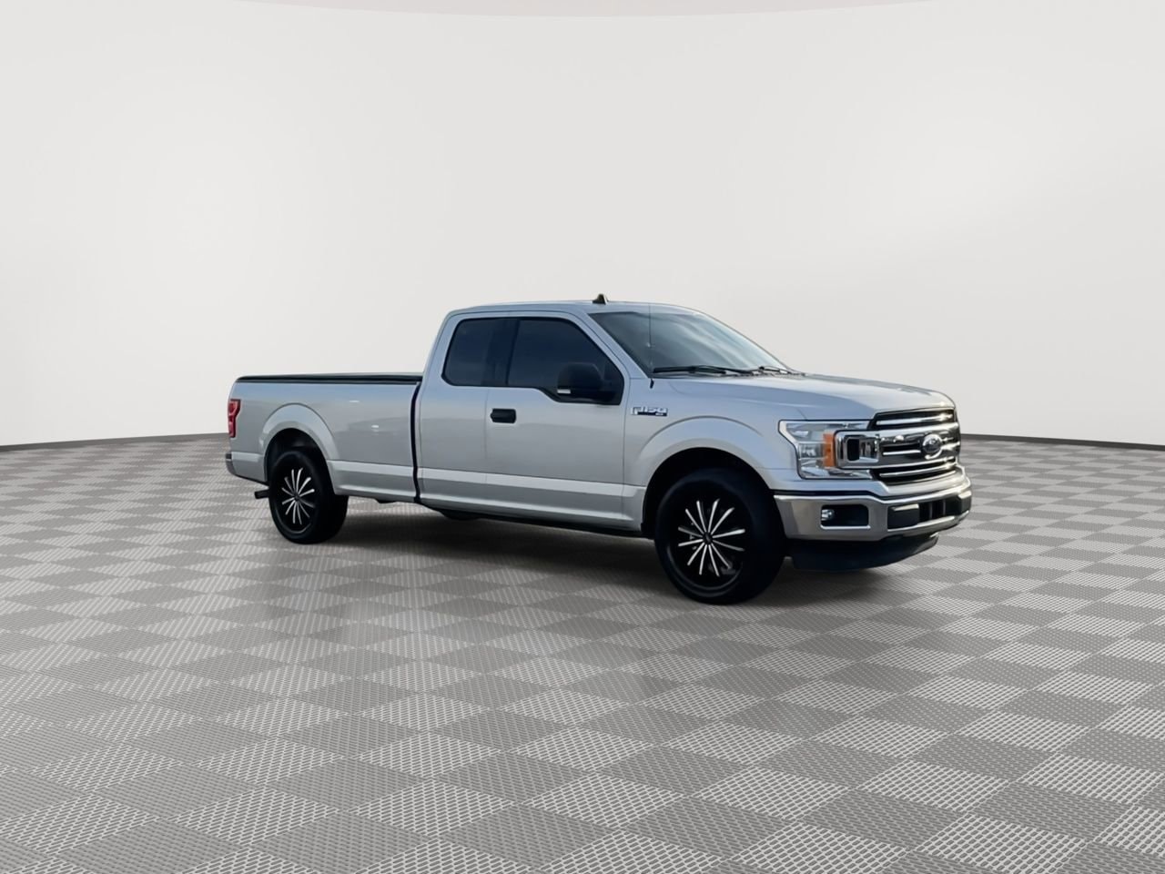 Thumbnail: 2019 Ford F-150 - 2
