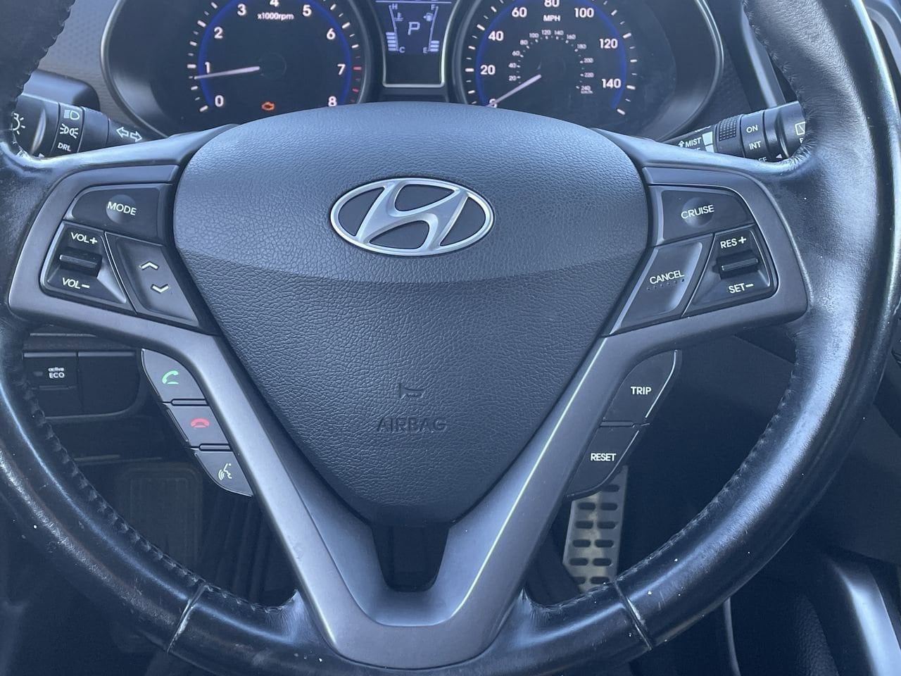 Thumbnail: 2014 Hyundai Veloster - 10