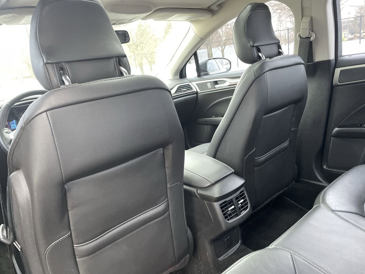 Thumbnail: 2015 Ford Fusion - 19