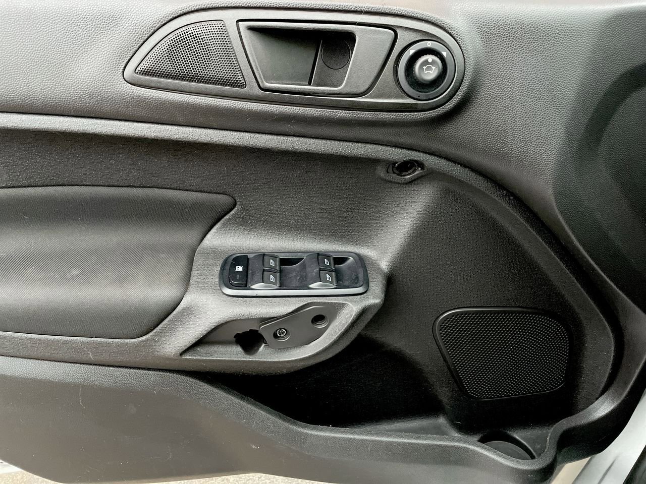 Thumbnail: 2017 Ford Fiesta - 25