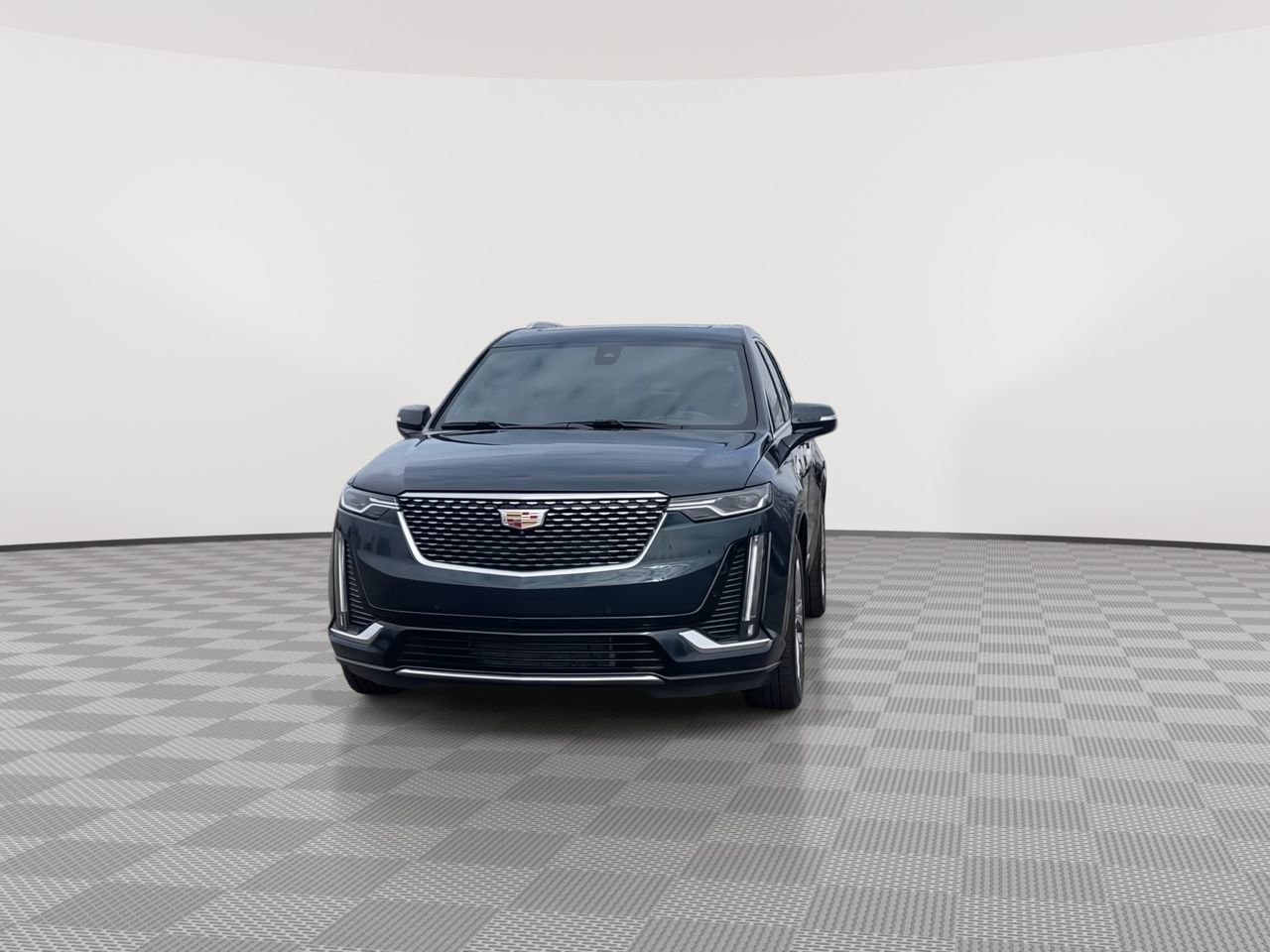 Thumbnail: 2024 Cadillac XT6 - 3