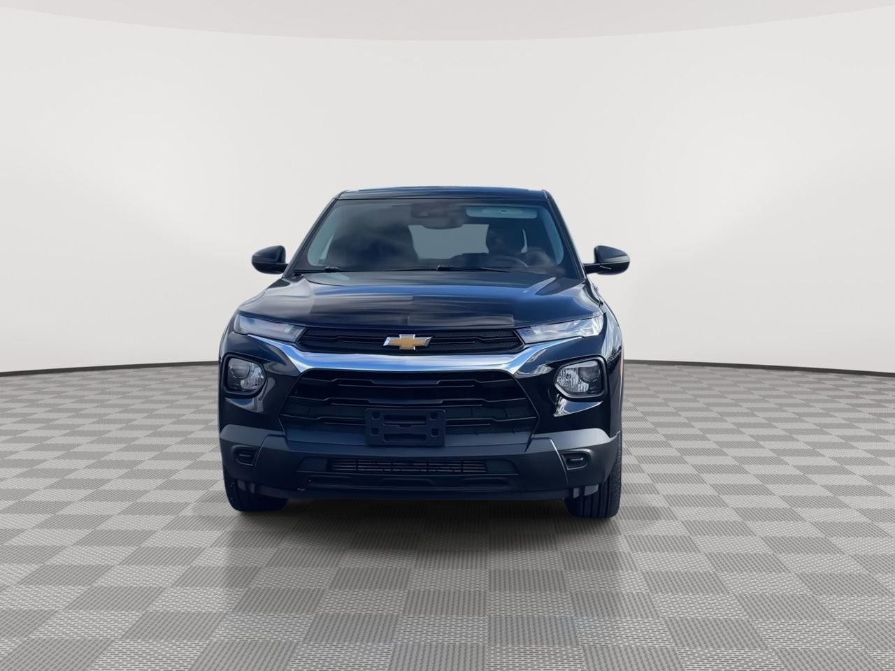 Thumbnail: 2023 Chevrolet TrailBlazer - 3