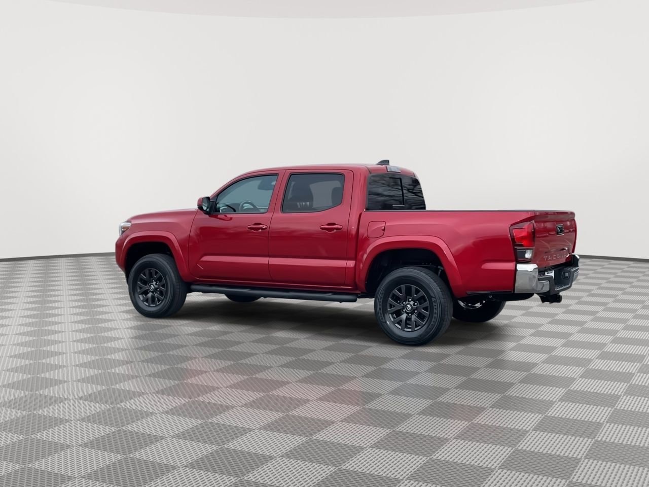 Thumbnail: 2020 Toyota Tacoma - 6