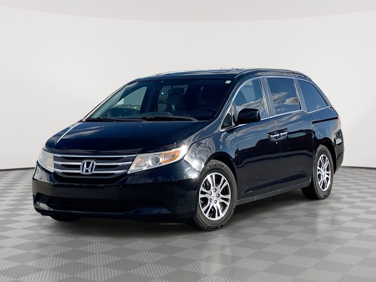 Thumbnail: 2013 Honda Odyssey - 1